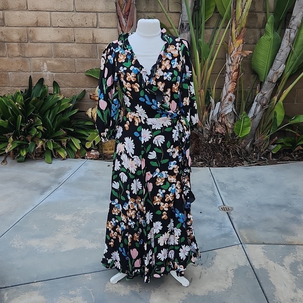 Kate Spade Meadow Wrap Dress medium floral